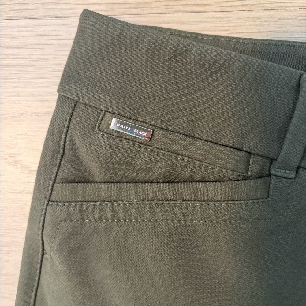 White House Black Market Olive Cropped Slim Pants - Picture 4 of 9